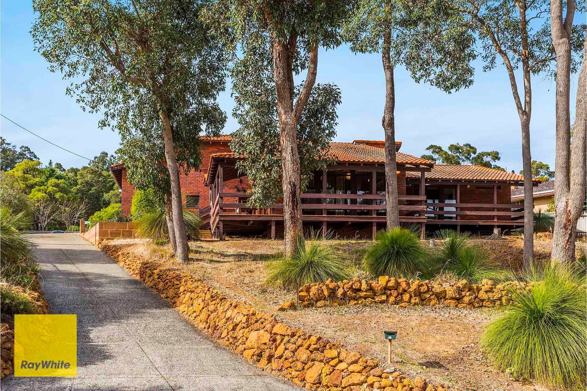 24 Nelson Crescent, Lesmurdie WA 6076, Lesmurdie - Thumbnail 5