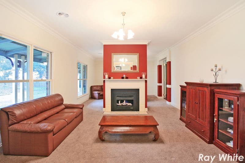 10 Meeking Drive, PAKENHAM VIC 3810, Pakenham - Thumbnail 4