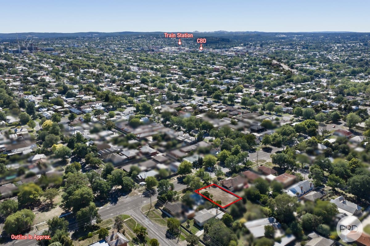 307 La Trobe Street, REDAN VIC 3350, Redan - Thumbnail 3