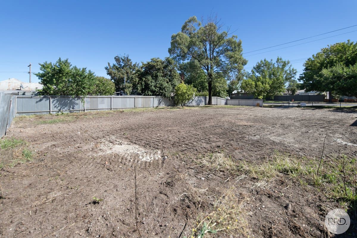 307 La Trobe Street, REDAN VIC 3350, Redan - Thumbnail 4