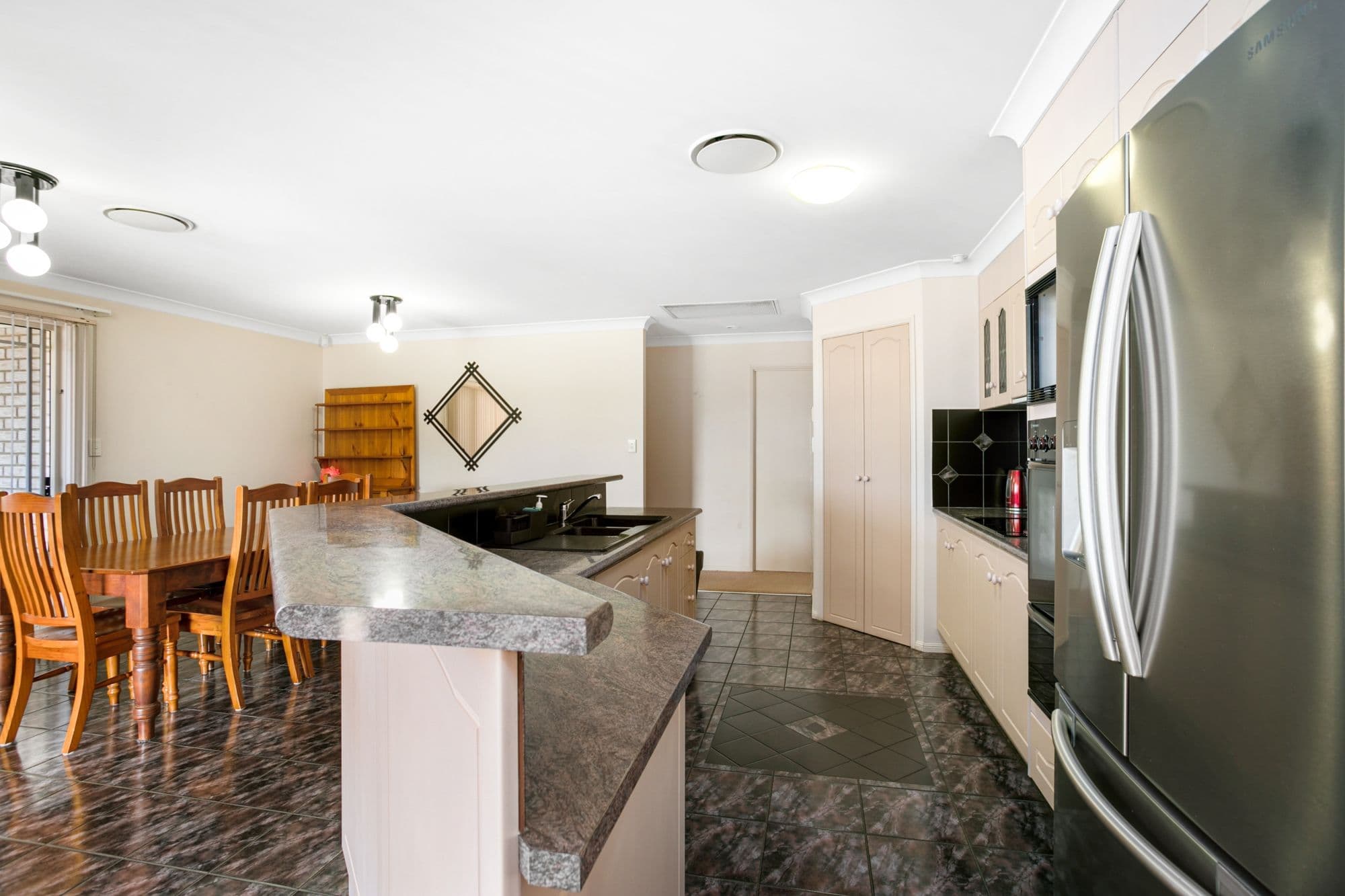 10 Woodland Street, Rothwell QLD 4022, Rothwell - Thumbnail 3