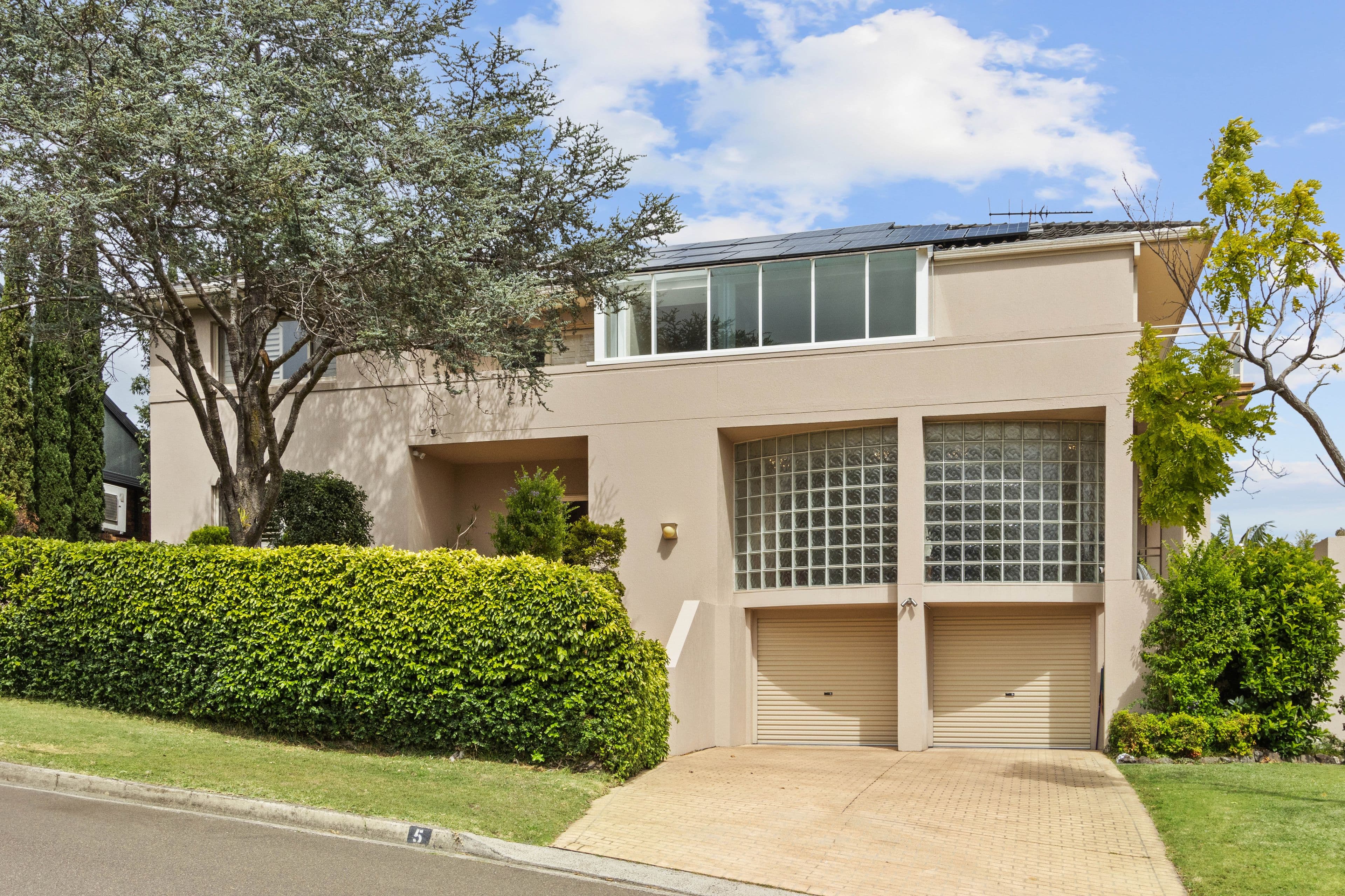 5 Leavesden Place, Sylvania NSW 2224, Sylvania - Thumbnail 2