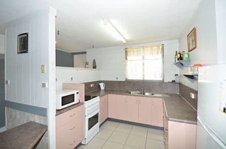 11 Grant Avenue, AITKENVALE QLD 4814, Aitkenvale - Thumbnail 3