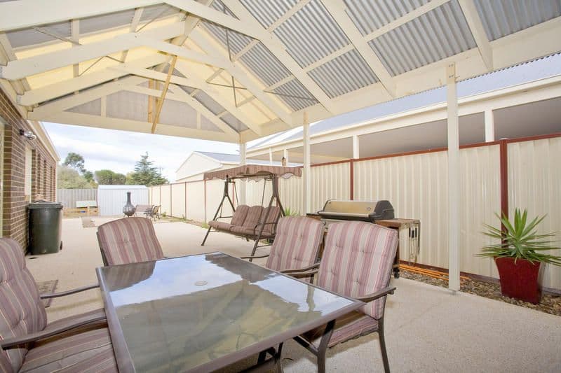 6 Kahrmann Court, LARA VIC 3212, Lara - Thumbnail 4