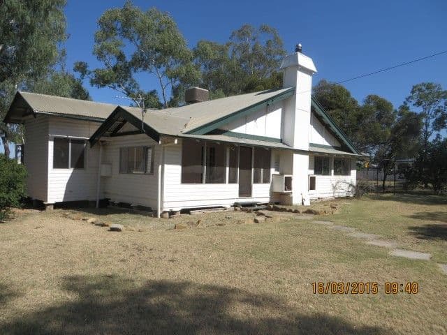 80-82 Northern Road, Roma QLD 4455, Roma - Image 1