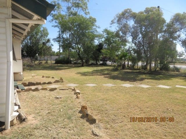 80-82 Northern Road, Roma QLD 4455, Roma - Thumbnail 2