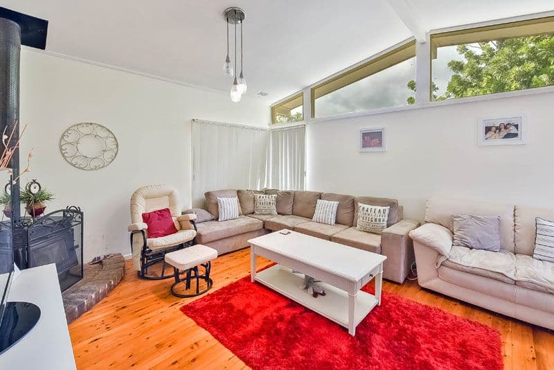 40 Lawn Avenue, Bradbury - Thumbnail 3
