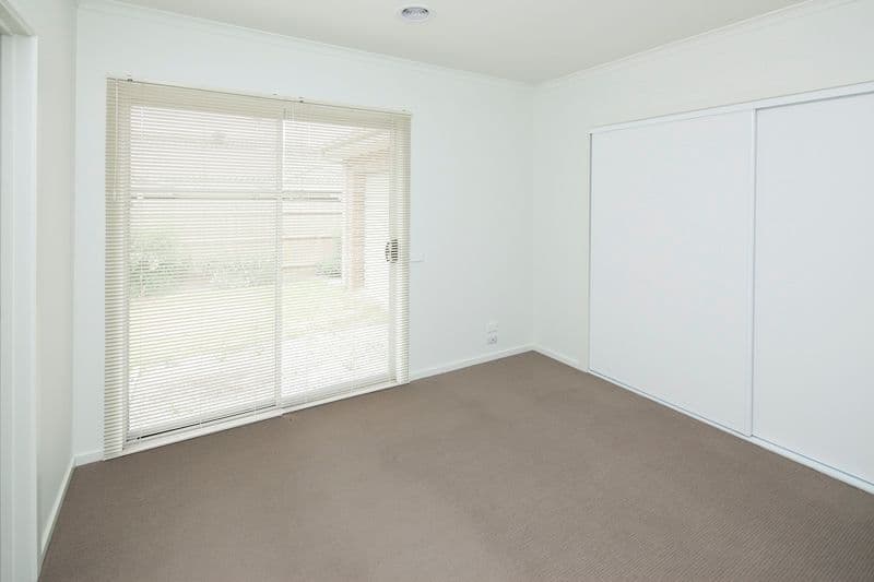 1 Warrenwood Place, LANGWARRIN VIC 3910, Langwarrin - Thumbnail 2