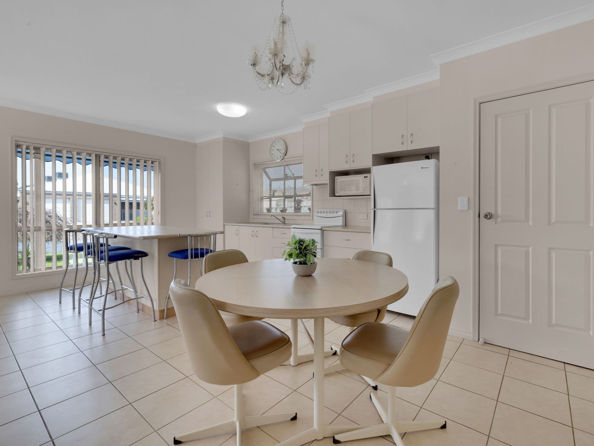 77 Banksia Drive, Corowa NSW 2646, Corowa - Thumbnail 5