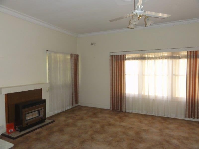 74 Williams Street, BROKEN HILL NSW 2880, Broken Hill - Thumbnail 5