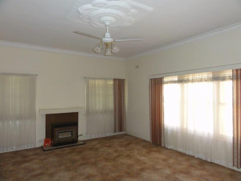 74 Williams Street, BROKEN HILL NSW 2880, Broken Hill - Thumbnail 6