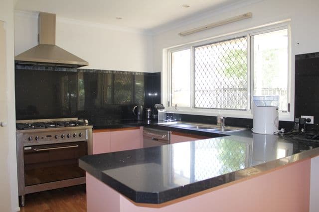 5 Spey Court, TEWANTIN QLD 4565, Tewantin - Thumbnail 2