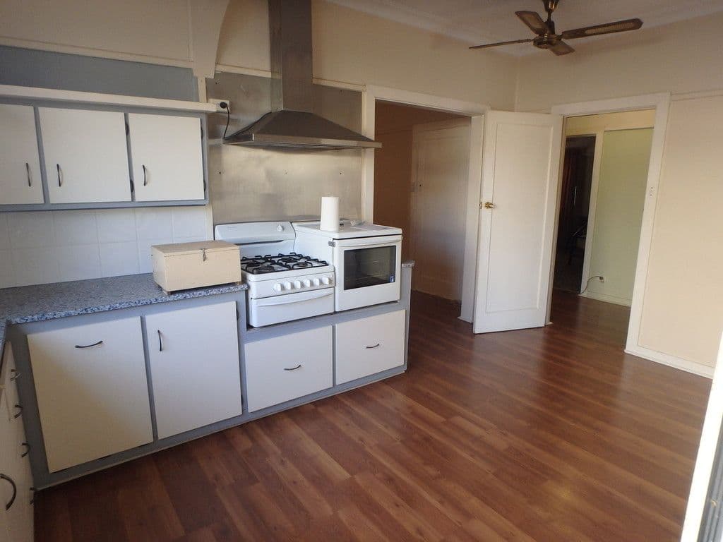 135 Twynam Street, Temora NSW 2666, Temora - Thumbnail 3