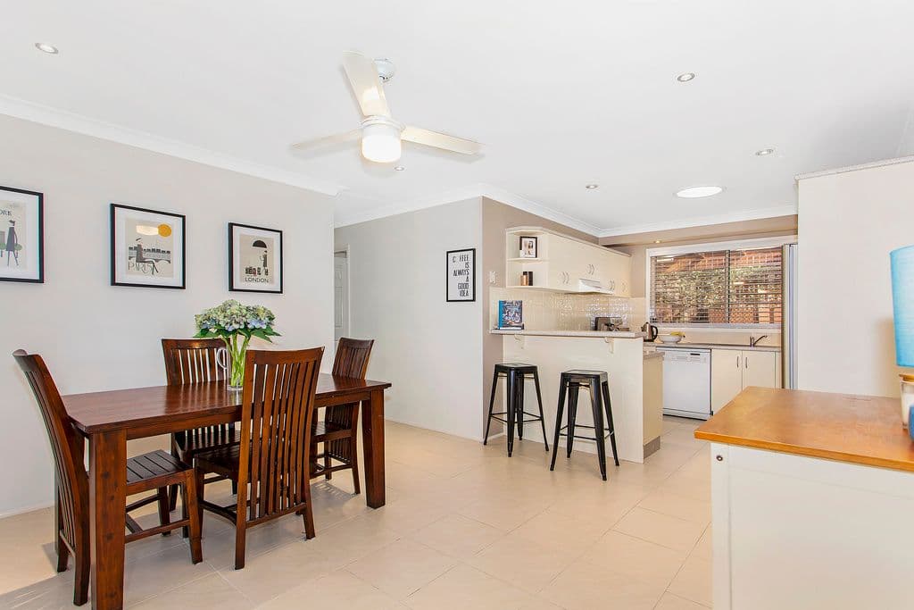 3 Cessna Place, Hamlyn Terrace - Thumbnail 3