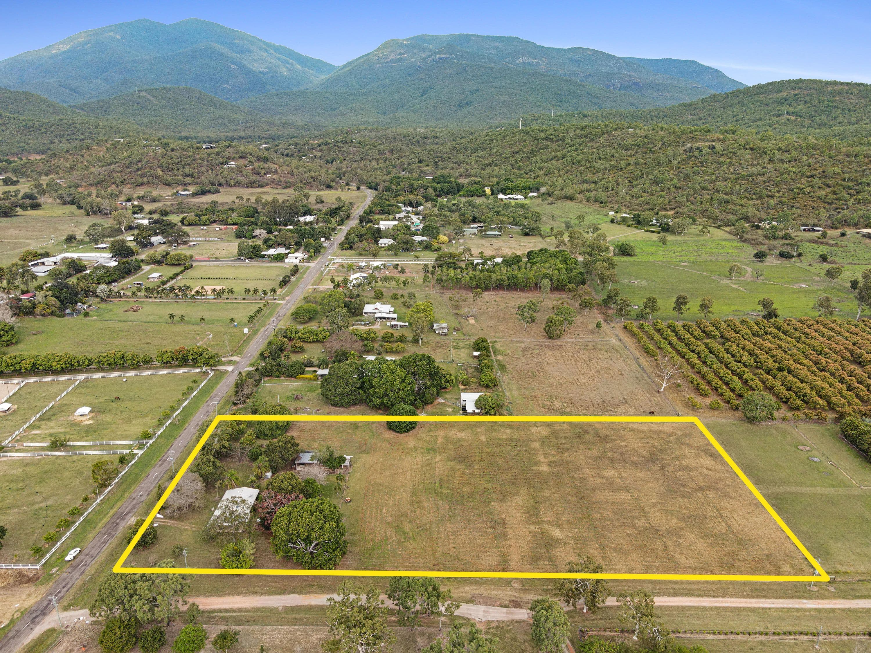 48 Alligator Creek Road, Alligator Creek QLD 4816, Alligator Creek - Thumbnail 2