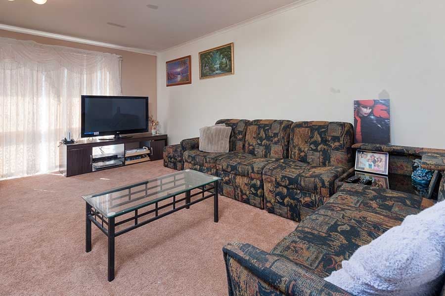 6 Tedburn Court, Craigieburn VIC 3064, Craigieburn - Thumbnail 2
