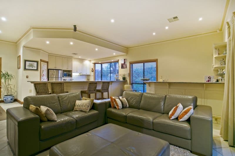 8 Dovecote Street, OAKDEN SA 5086, Oakden - Thumbnail 4