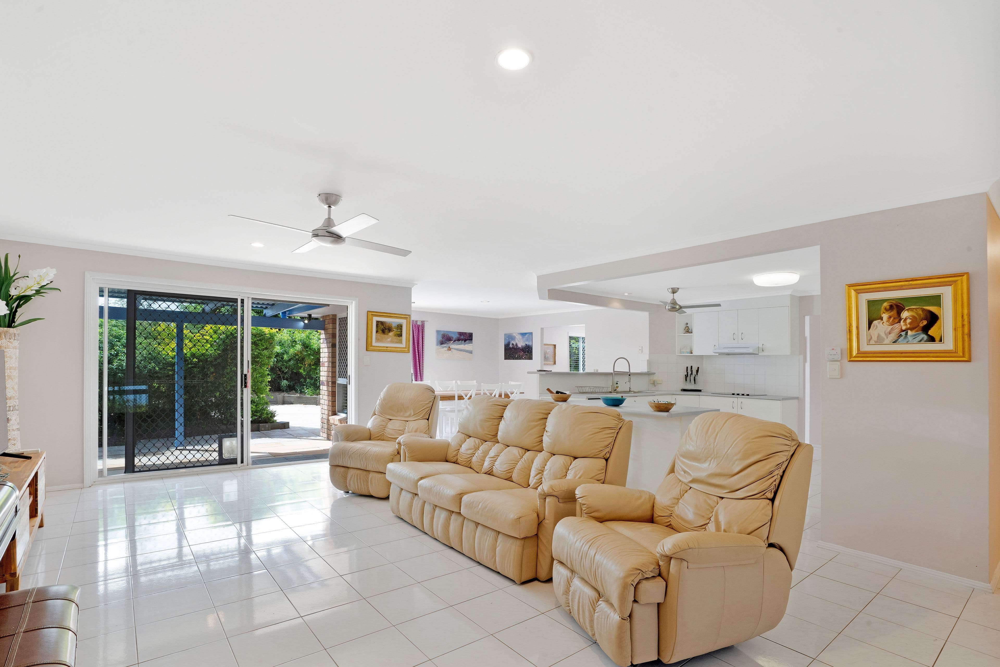 15 Howard Court, Sandstone Point QLD 4511, Sandstone Point - Thumbnail 7