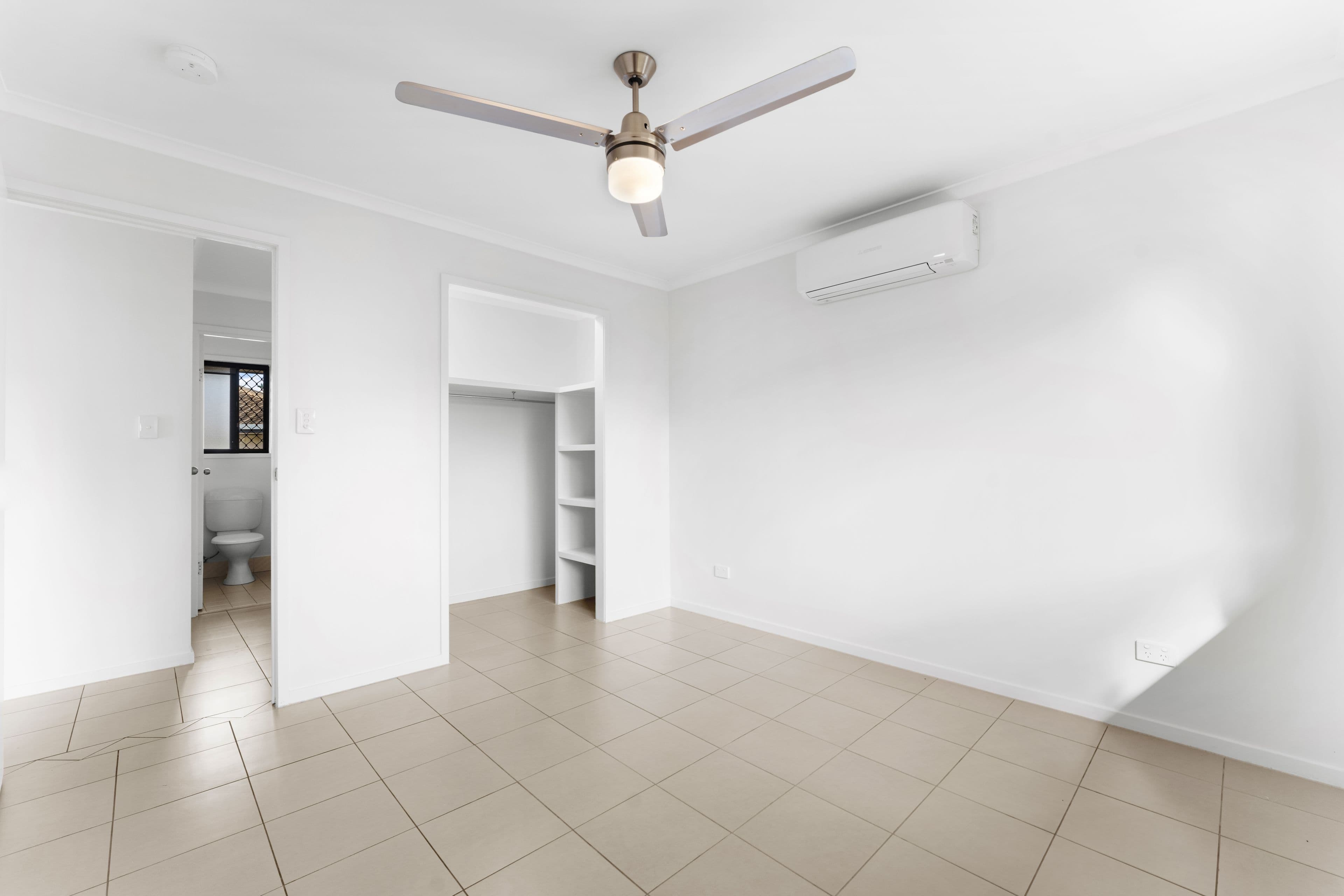 96 Henty Drive, Redbank Plains QLD 4301, Redbank Plains - Thumbnail 8