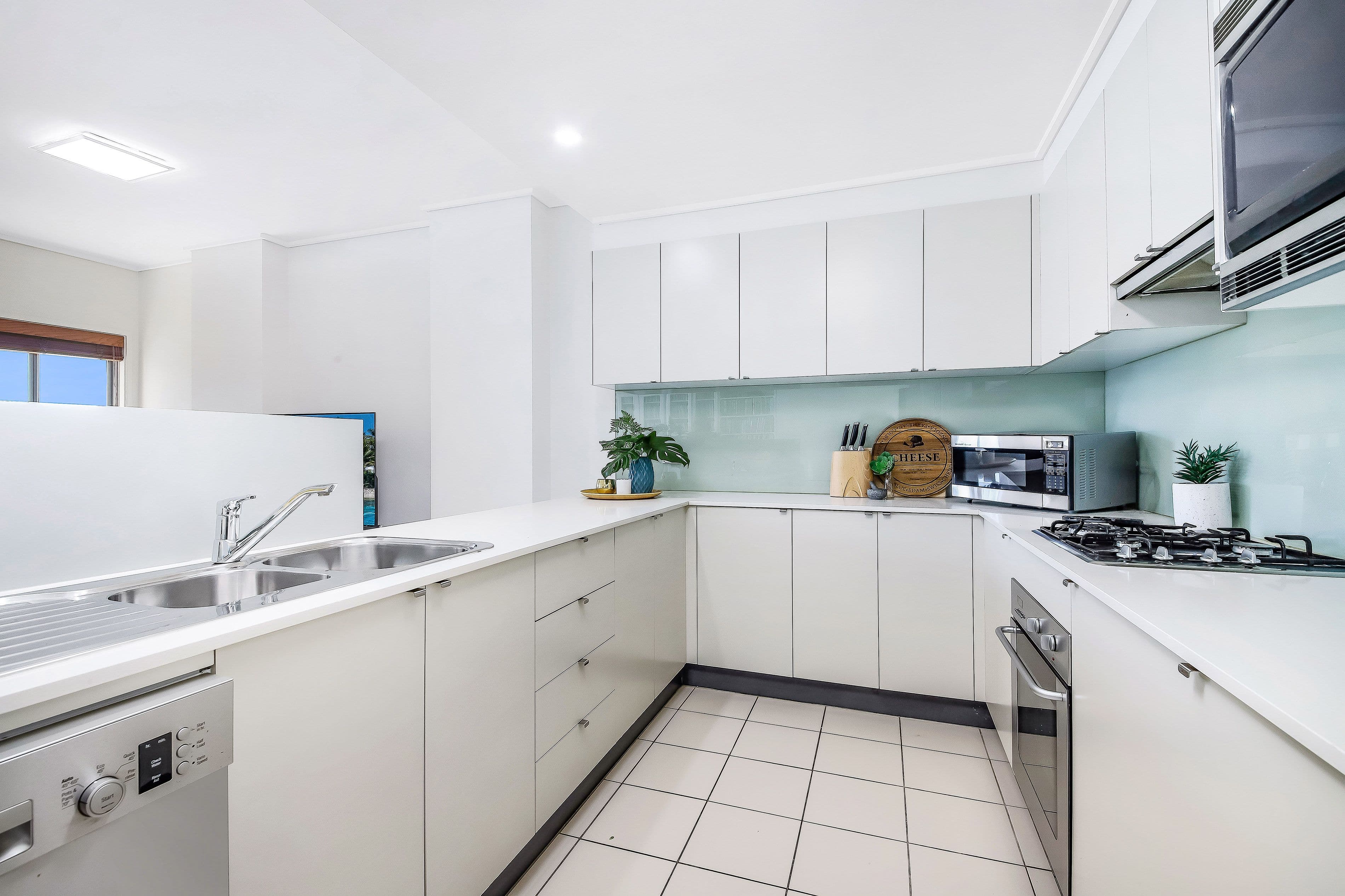 3 Amalfi Drive, Wentworth Point NSW 2127, Wentworth Point - Thumbnail 4