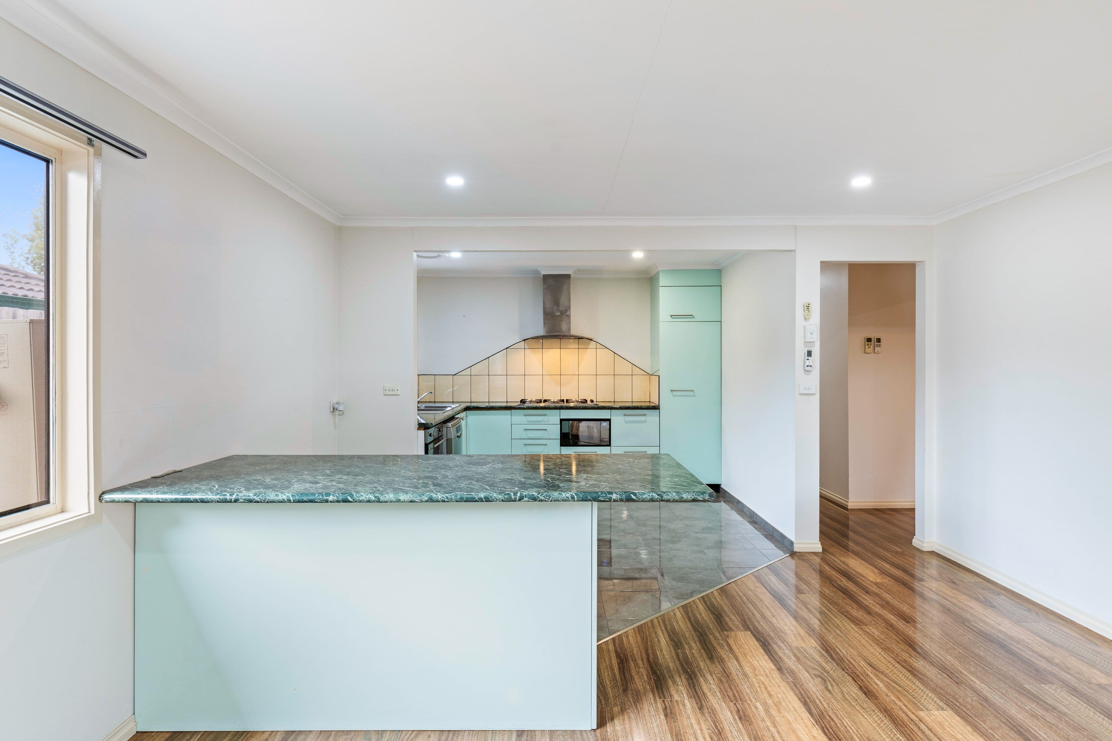 11 Clairmont Avenue, Cranbourne VIC 3977, Cranbourne - Thumbnail 5