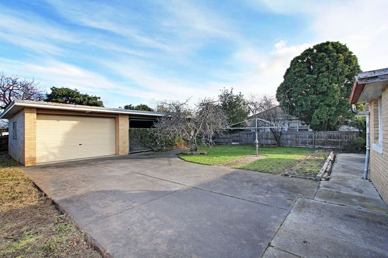36 Lawson Street, OAKLEIGH EAST VIC 3166, Oakleigh East - Thumbnail 3