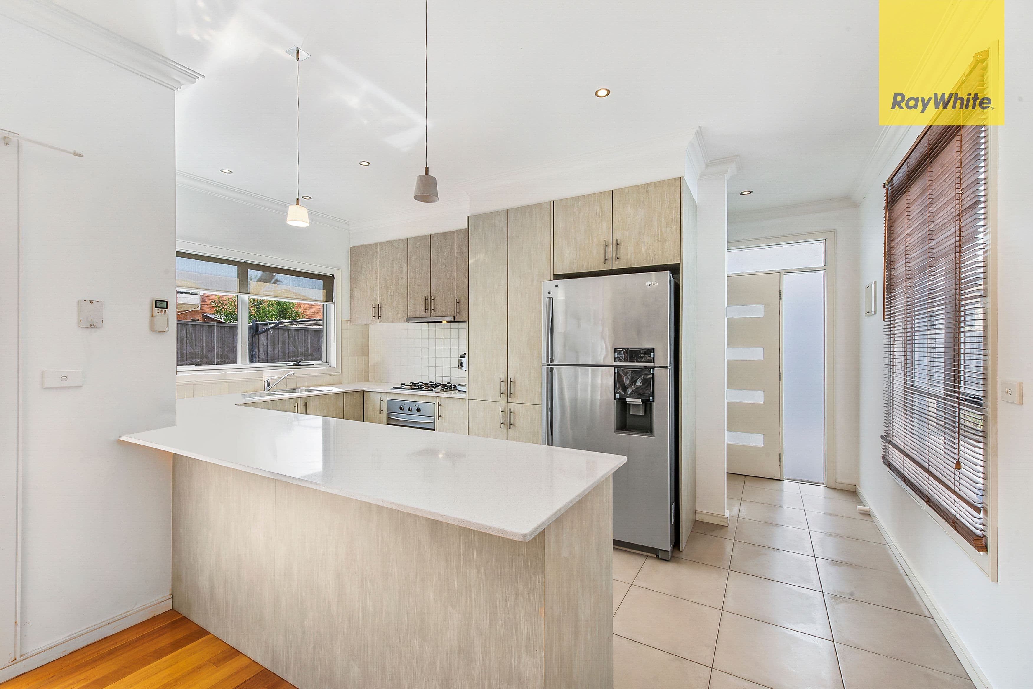 34 Barry Street, Reservoir VIC 3073, Reservoir - Thumbnail 2