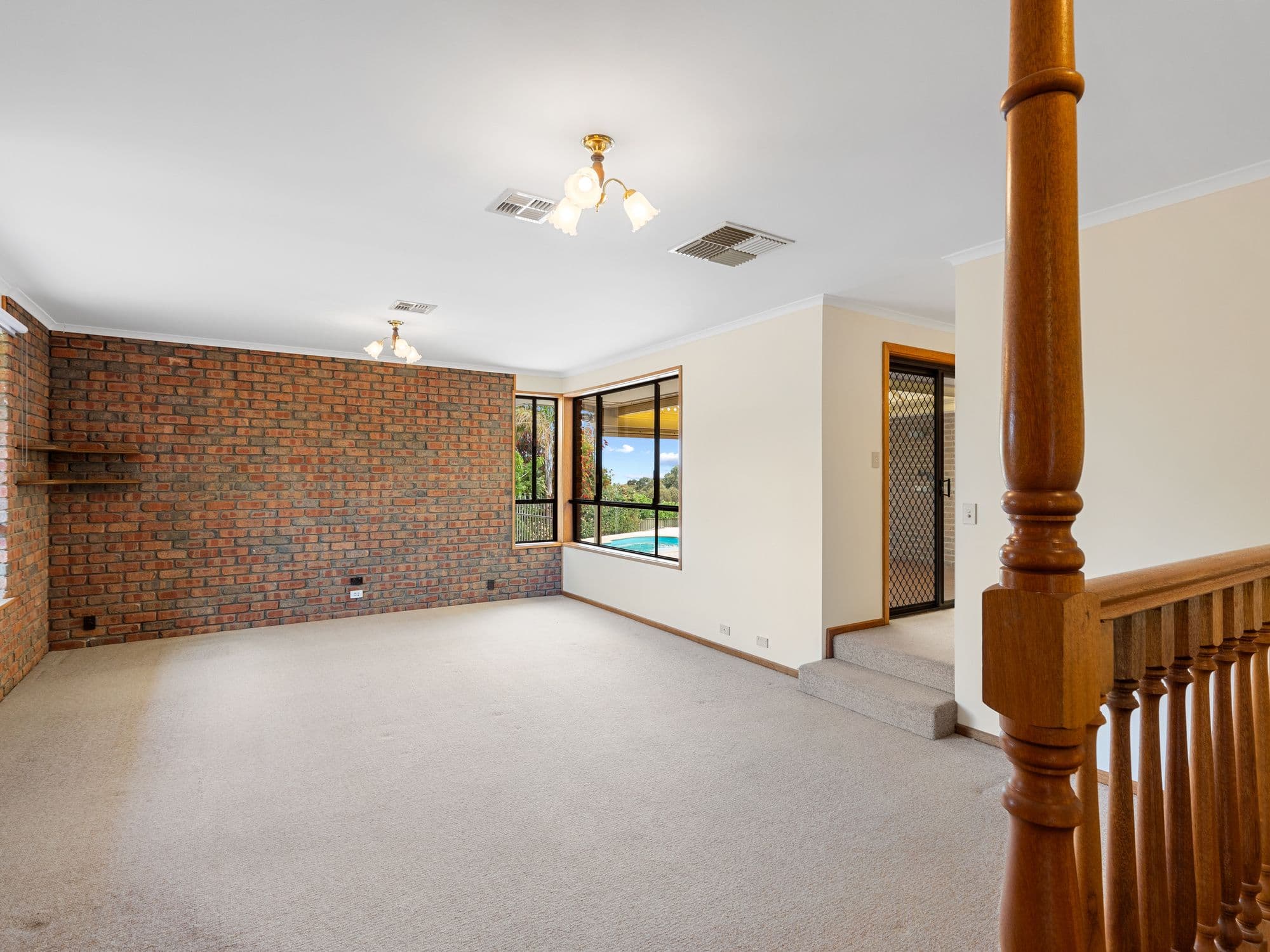 6 Duntroon Close, Hallett Cove SA 5158, Hallett Cove - Thumbnail 4
