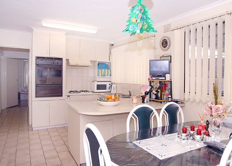 44 Jacksons Road, NOBLE PARK NORTH VIC 3174, Noble Park North - Thumbnail 4