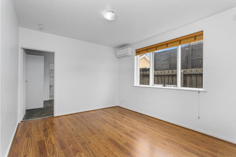 31 Edgar Street, Kingsville - Thumbnail 2