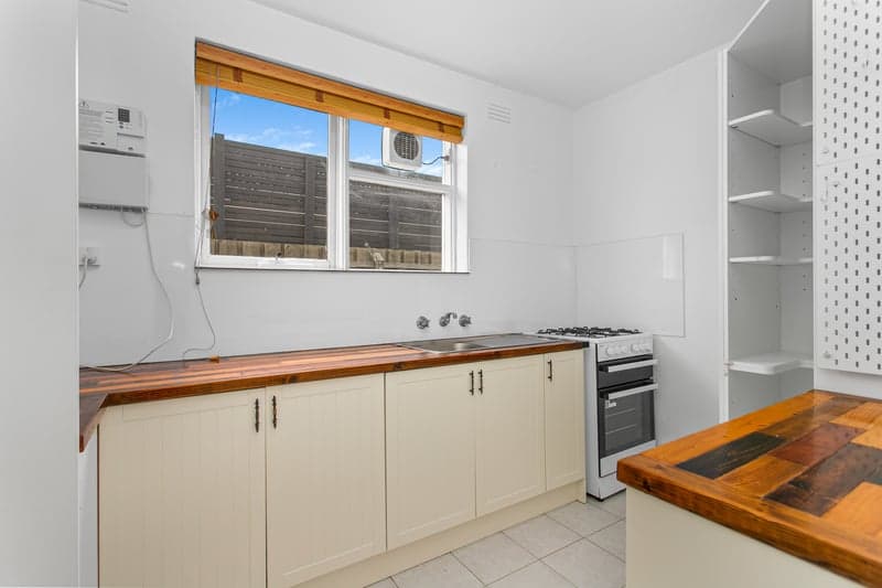 31 Edgar Street, Kingsville - Thumbnail 4