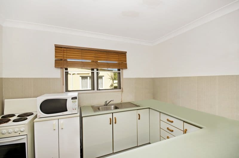 111 Nathan Street, CRANBROOK QLD 4814, Cranbrook - Thumbnail 2