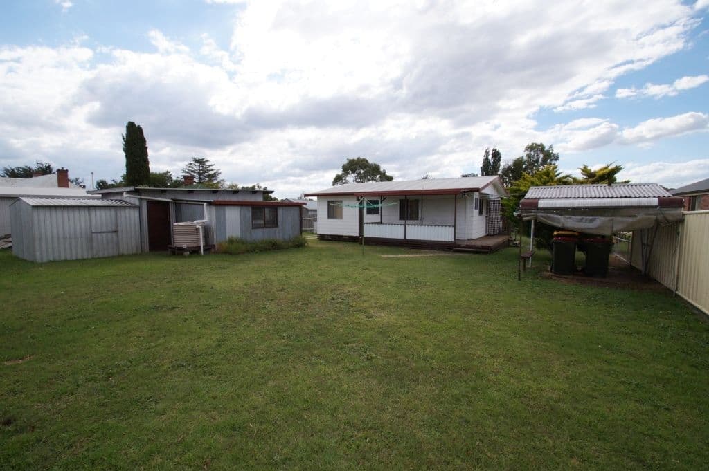 10 Elizabeth Avenue, Uralla - Thumbnail 3