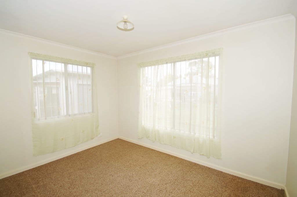 10 Elizabeth Avenue, Uralla - Thumbnail 6