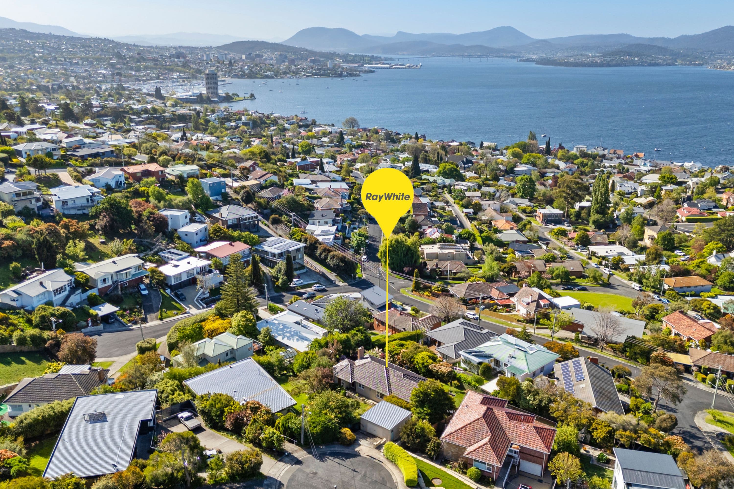 17 Wandeet Place, Sandy Bay TAS 7005, Sandy Bay - Thumbnail 2