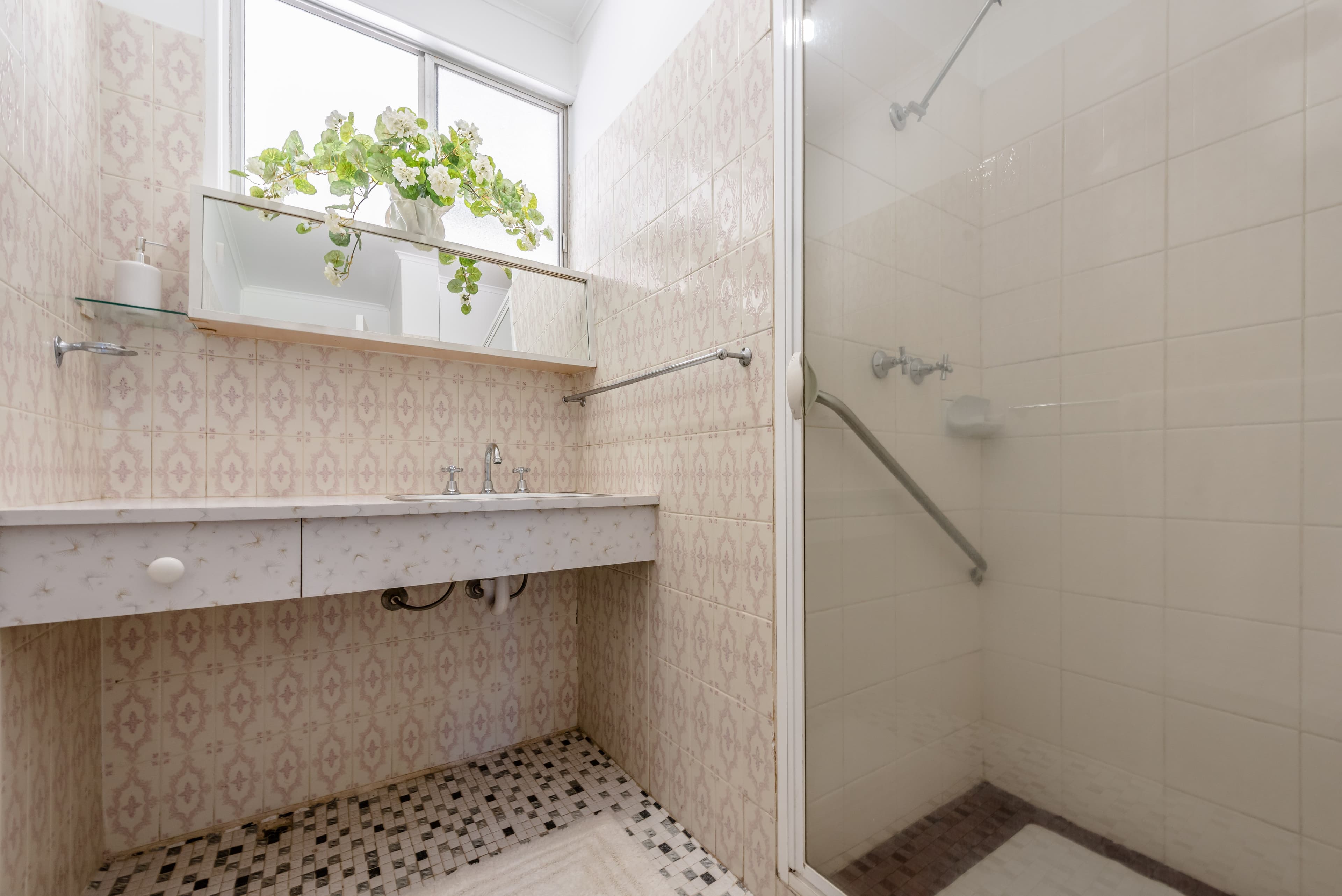 217 Fourth Street, Wonthella WA 6530, Wonthella - Thumbnail 6