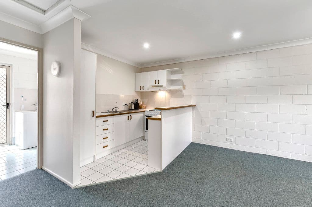 2018 Wynnum Road, Wynnum West QLD 4178, Wynnum West - Thumbnail 3