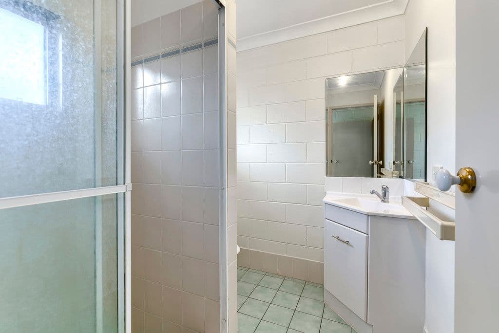 2018 Wynnum Road, Wynnum West QLD 4178, Wynnum West - Thumbnail 8
