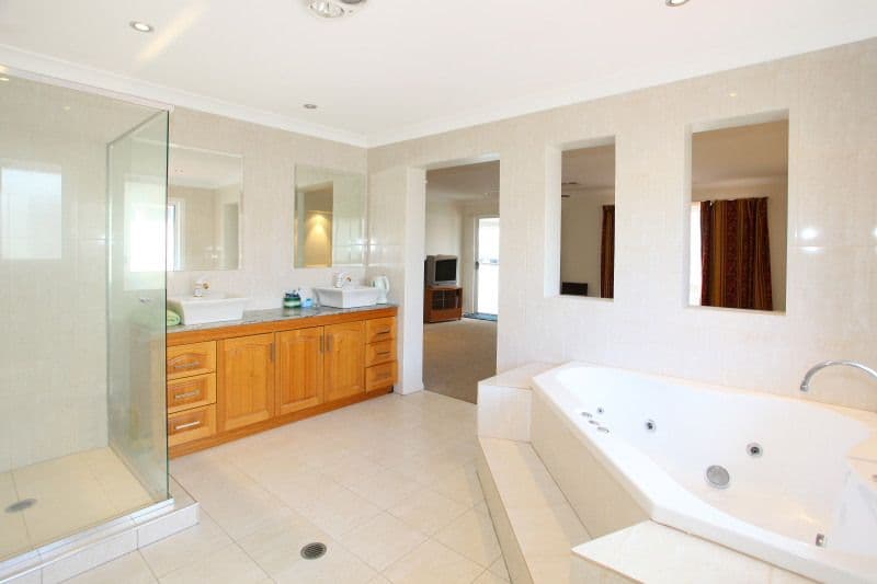 66 Azzurra Drive, VARSITY LAKES QLD 4227, Varsity Lakes - Thumbnail 8