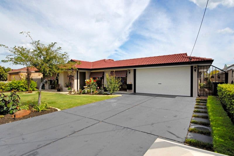 22 Waikiki Road, SAFETY BAY WA 6169, Safety Bay - Image 1
