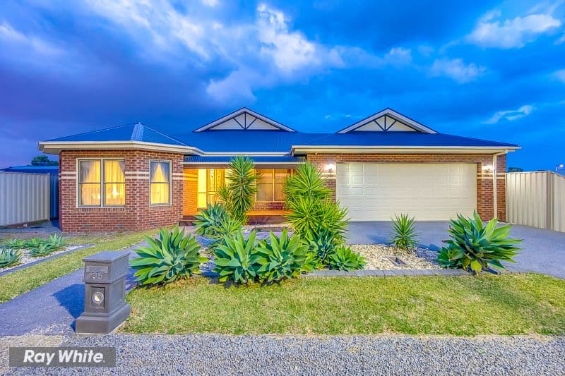 35 Cheviot Drive, Truganina VIC 3029, Truganina - Image 1