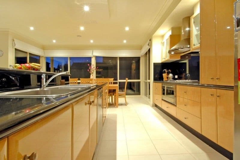 13 Lilly Pilly Avenue, BUNDOORA VIC 3083, Bundoora - Thumbnail 3