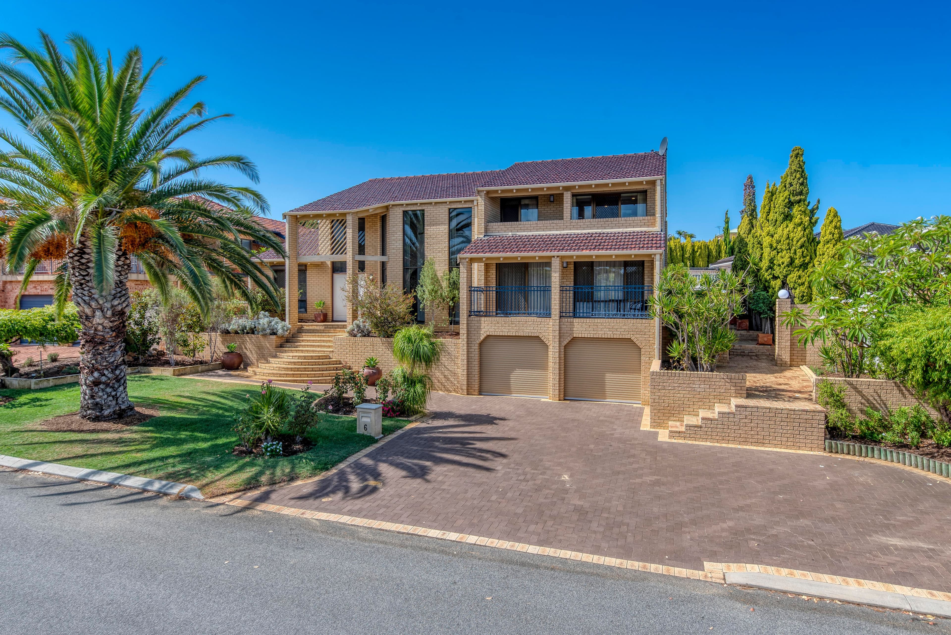 6 Holbrook Gardens, Carine WA 6020, Carine - Image 1