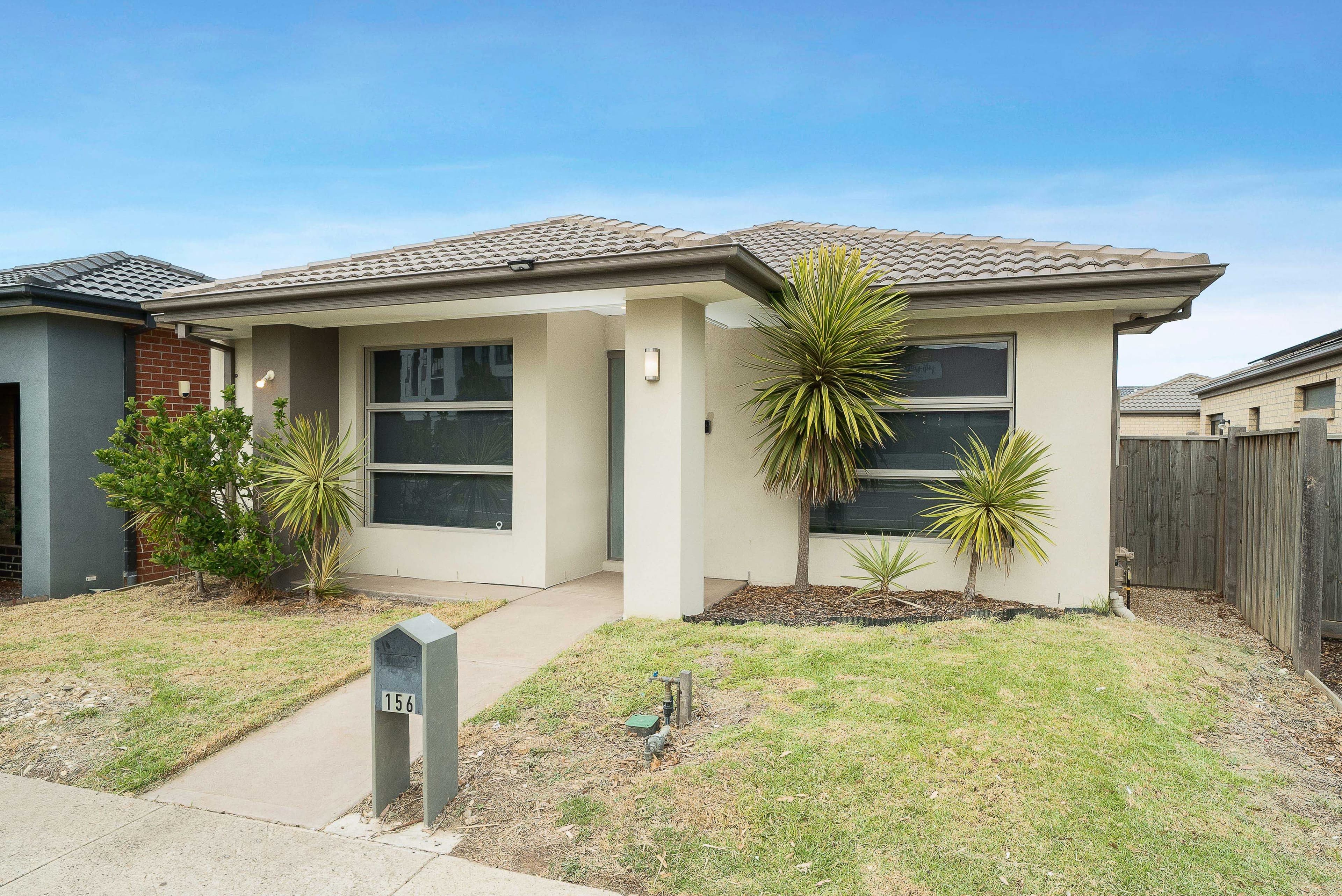 156 Saltwater Promenade, Point Cook VIC 3030, Point Cook - Thumbnail 2