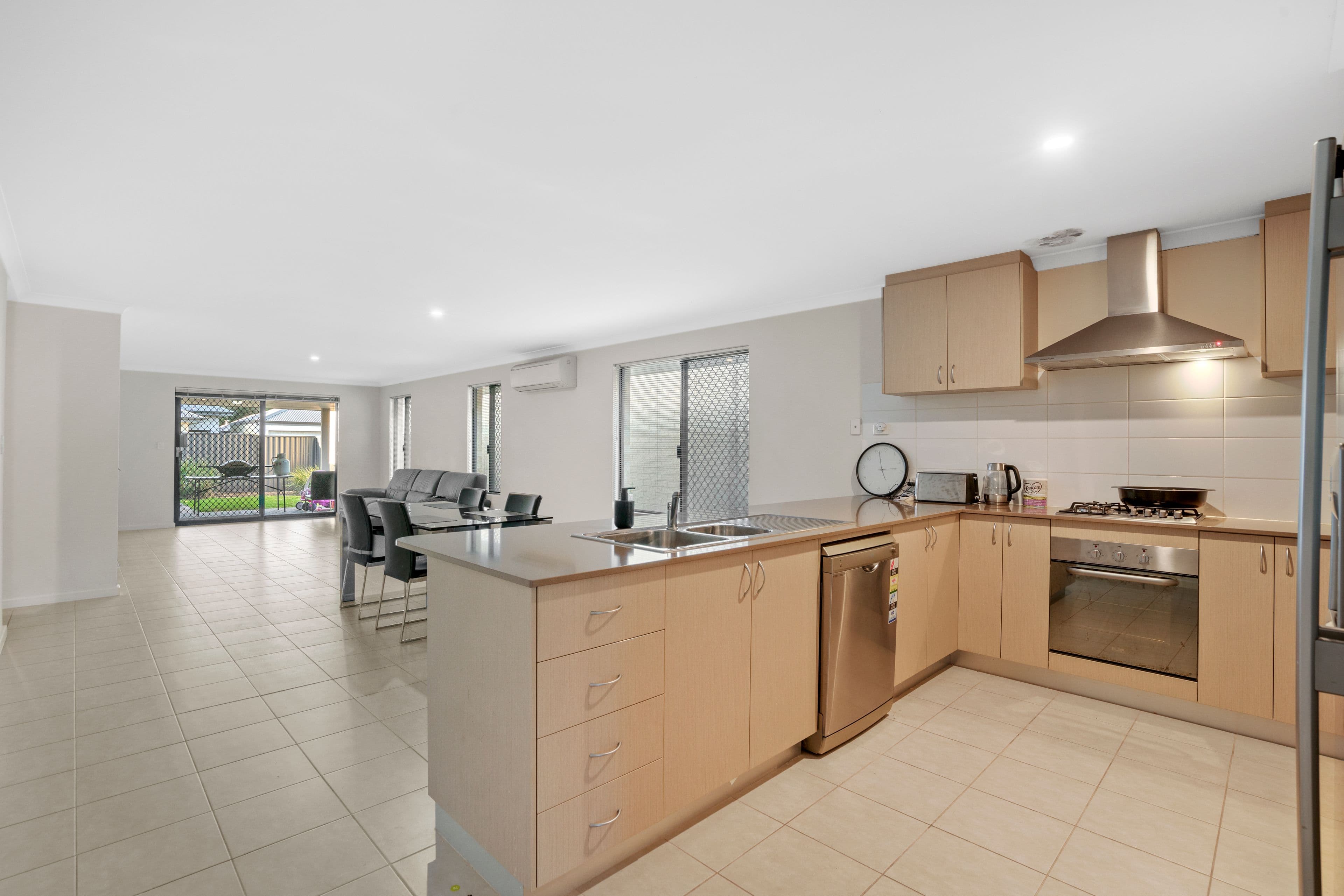 17 Excalibur Way, Baldivis WA 6171, Baldivis - Thumbnail 3