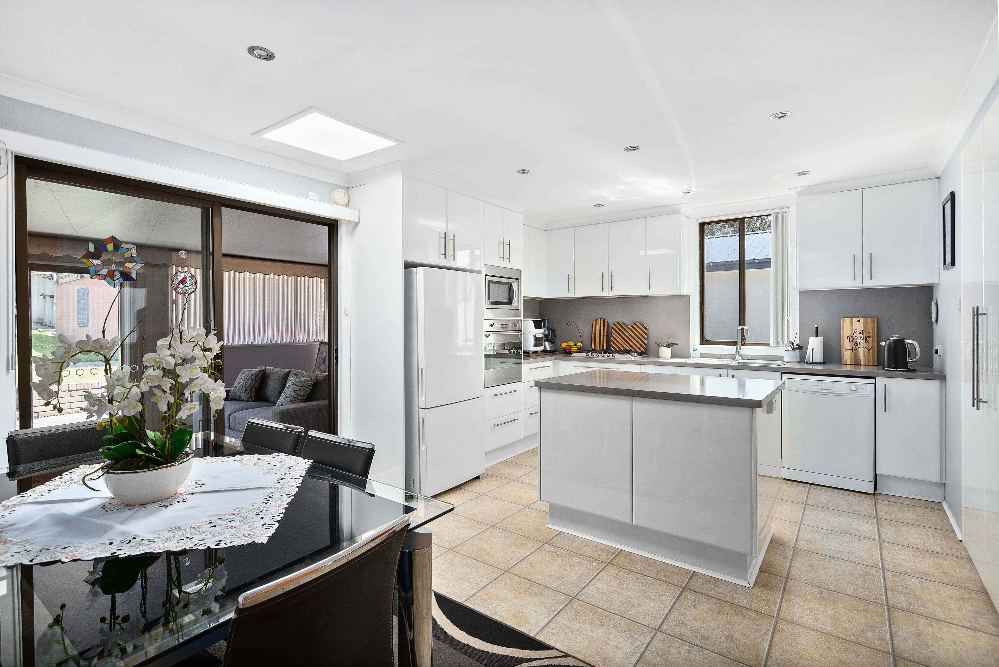170 Princes Highway, Unanderra NSW 2526, Unanderra - Thumbnail 3