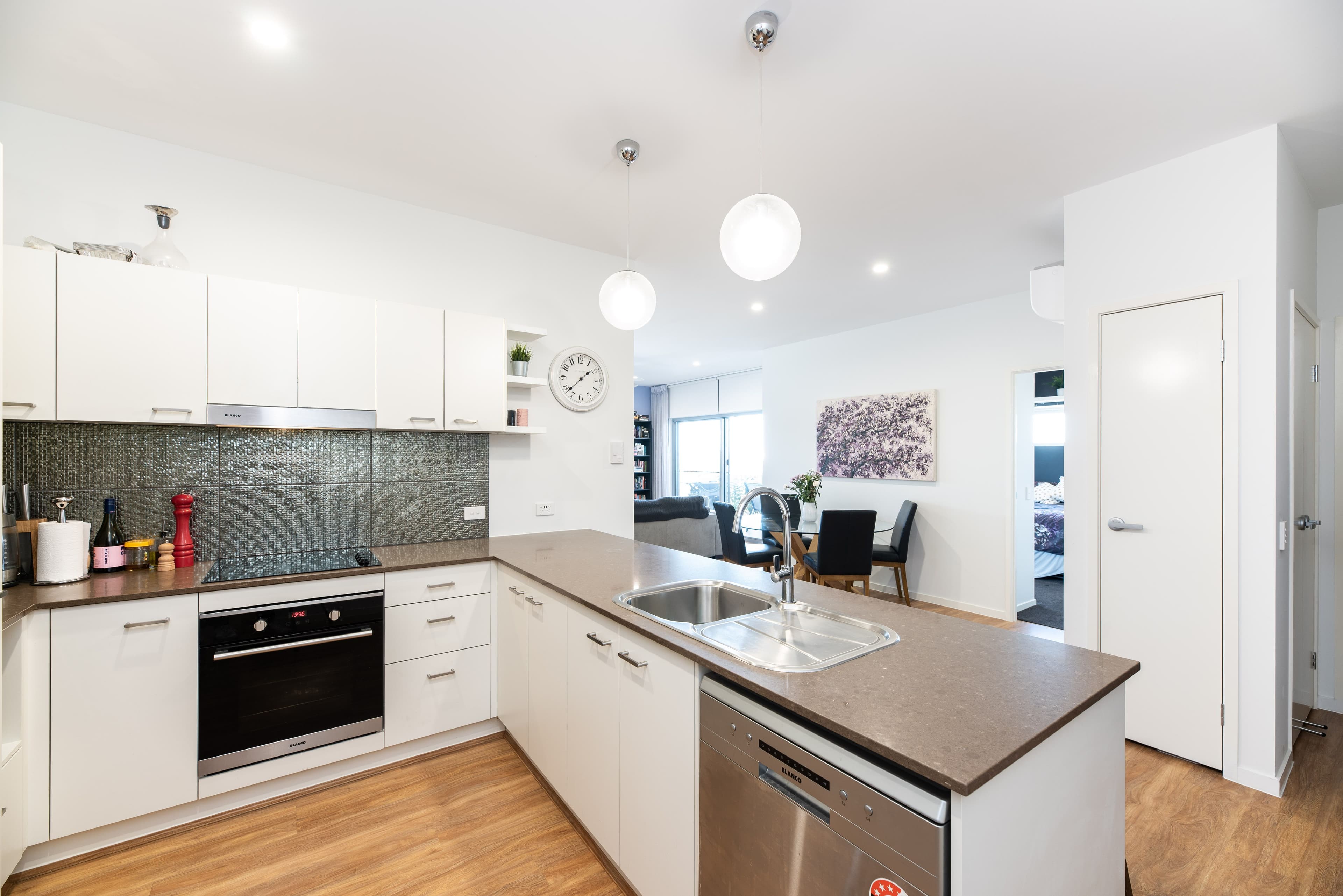 255 Tufnell Road, Banyo QLD 4014, Banyo - Thumbnail 2