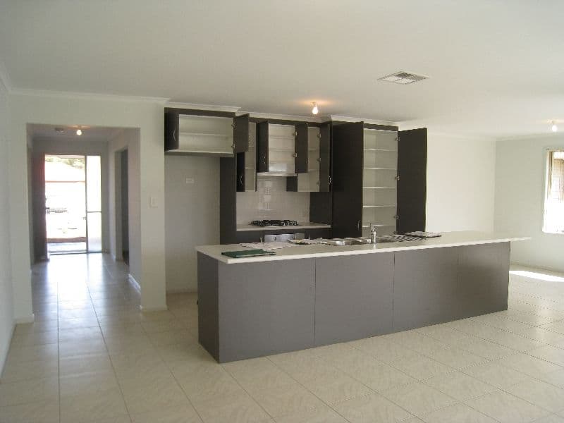 55 Strathaird Boulevard, SMITHFIELD SA 5114, Smithfield - Thumbnail 4