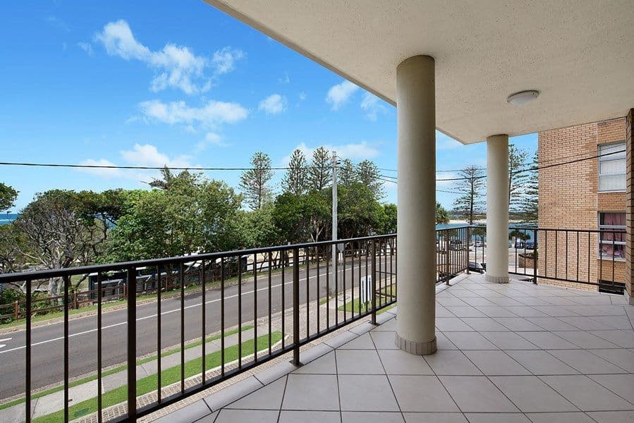 20 Bulcock Beach Esplanade, Caloundra QLD 4551, Caloundra - Thumbnail 2