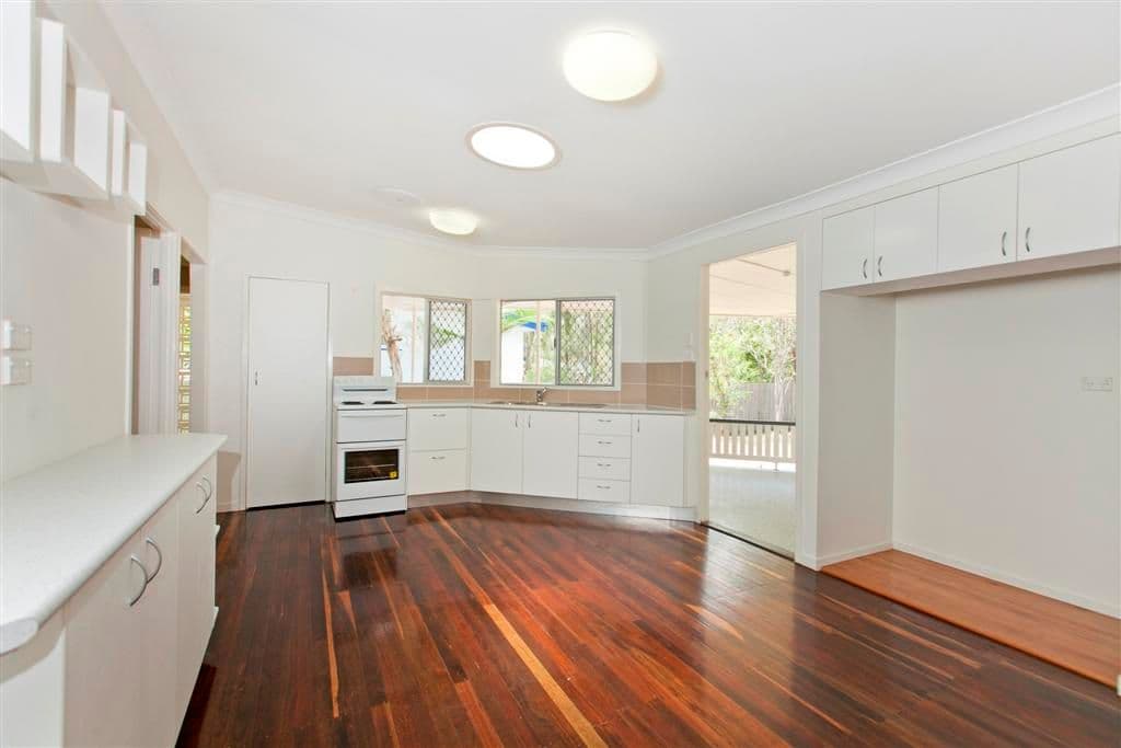 159 Thorneside Road, THORNESIDE QLD 4158, Thorneside - Thumbnail 2